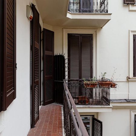 Tritone Minimal Apartment Roma Exterior foto